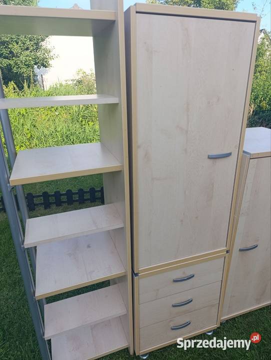 Komplet mebli do pokou komoda regał szafki Meble do sypialni sprzedam