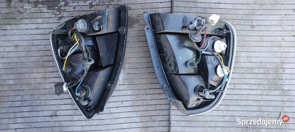 Daewoo Nubira kombi lampa tył prawa lewa tylna Byków