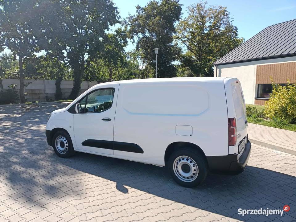 OPEL COMBO 16 DIESEL LONG SPOLSKA BEZWYPADEK