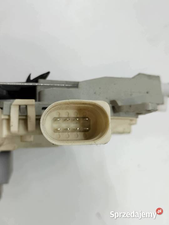 ZAMEK DRZWI TYŁ LEWY 4G0839015C Audi Q7 II