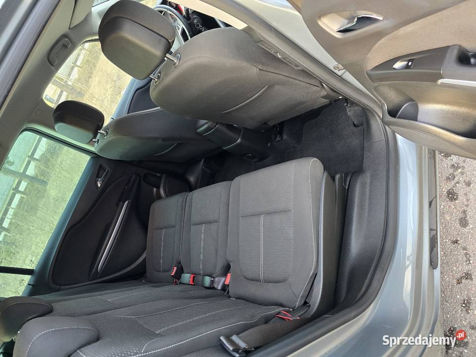 Sprzedam Opel zafira manualna Zafira Wiele