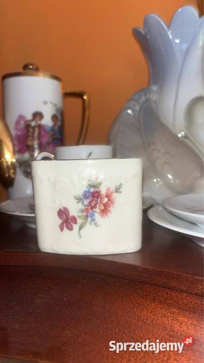 Wykałacznik ecru Z kwiatkami Syg Schwarzenhammer Gdańsk