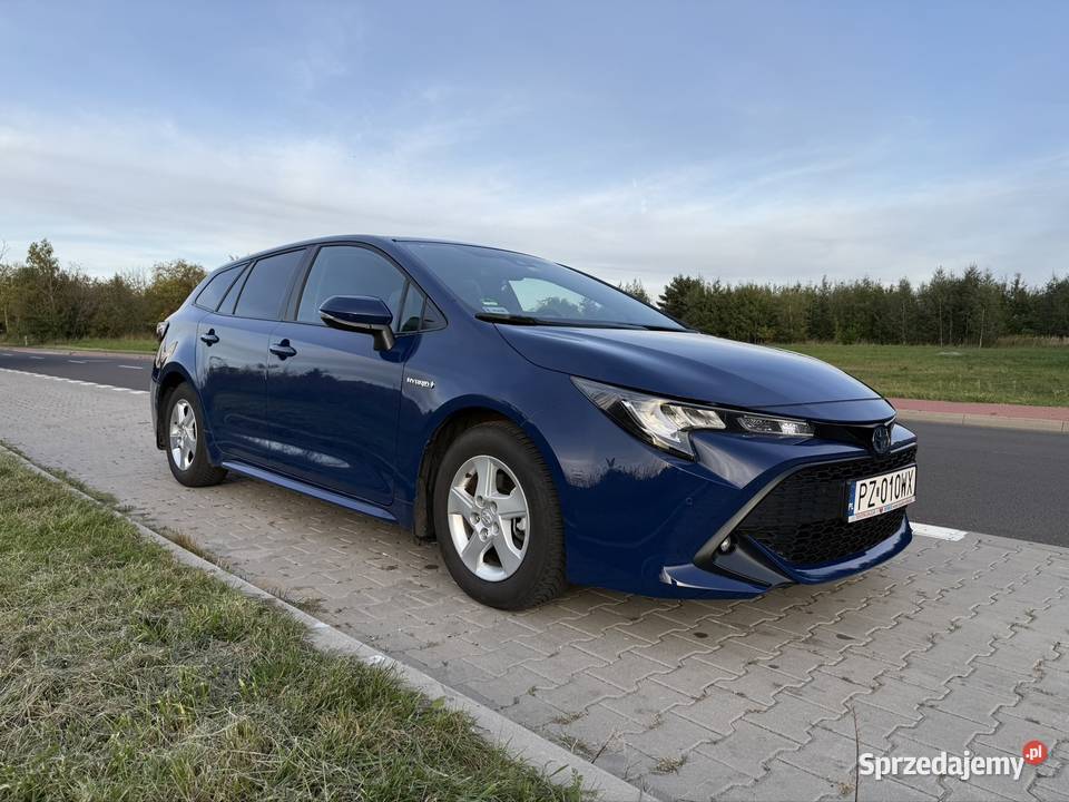 Toyota Corolla TS e21 18 Hybryda Suchy Las