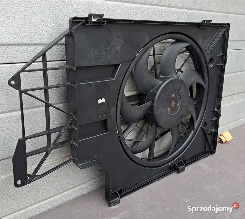 Wentylator obudowa chłodnicy VW Transporter T5 Mielęcin