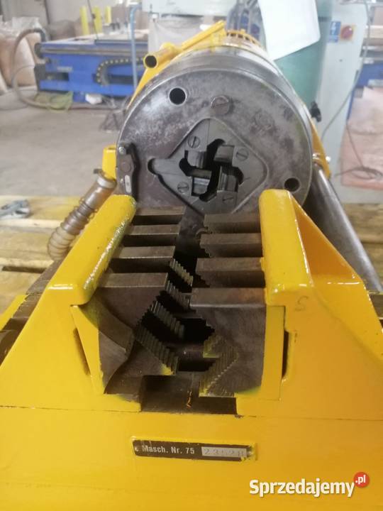 Półautomatyczna maszyna do nacinania gwintów Rawa Mazowiecka