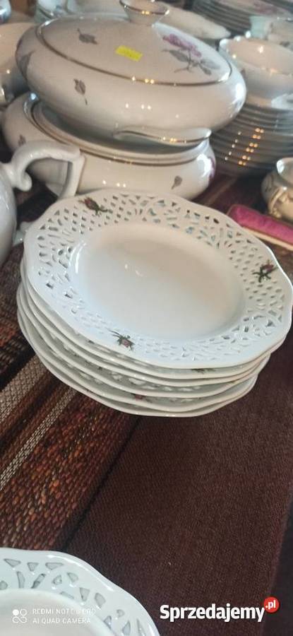 Talerzyk z różyczką Ażur Biała porcelana Antyki, Sztuka, Kolekcje