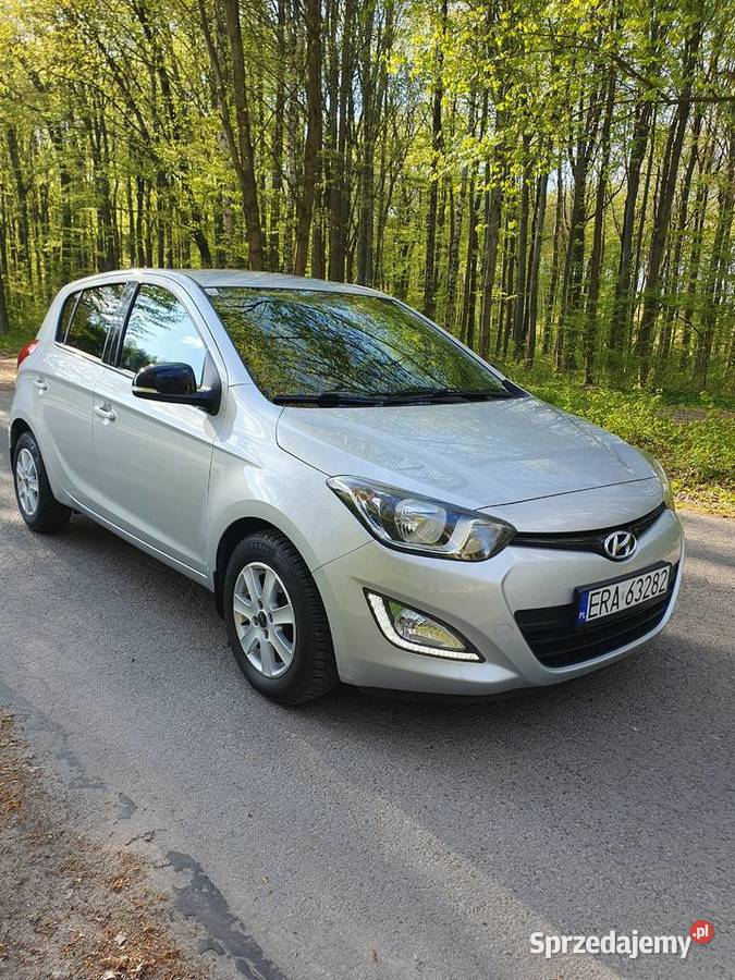 Hyundai i20 II 12 12 benzyna 1248cm3 łódzkie Silniczka