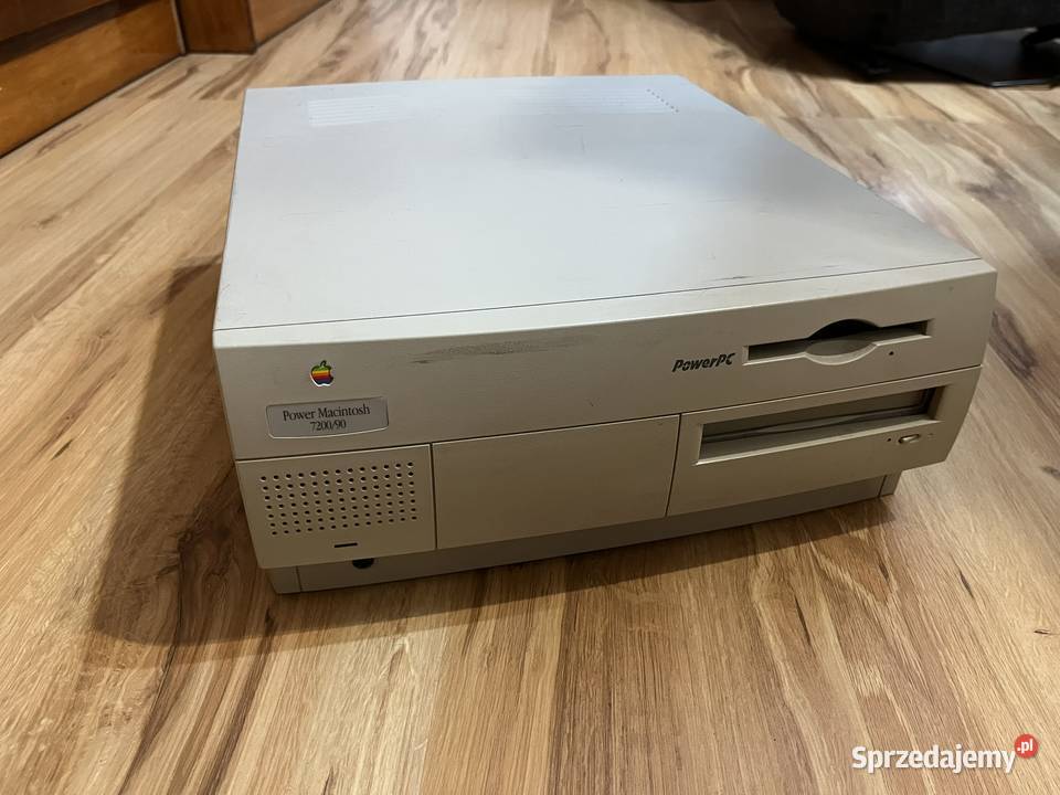 Zabytkowy komputer Apple Power Macintosh 720090 Pozostałe Brzana sprzedam