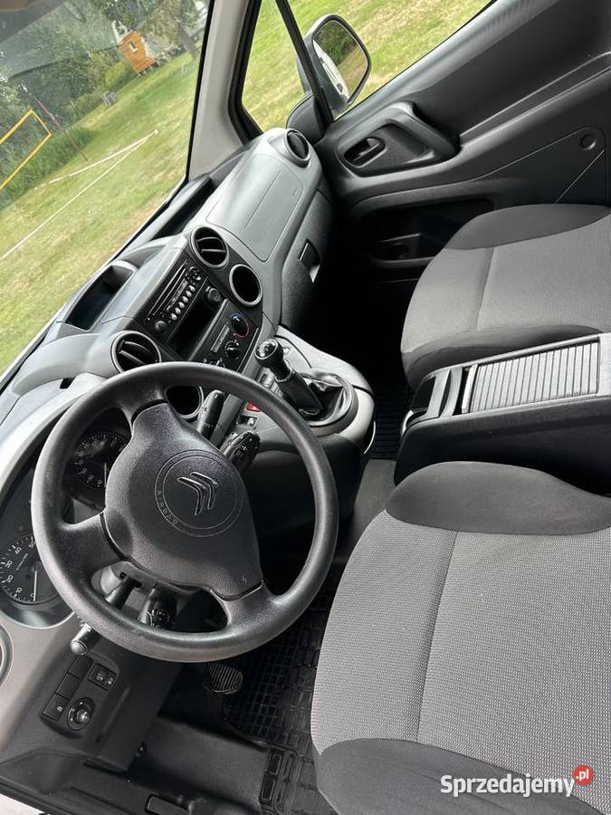 Citroen berlingo 2 osobowy long VAT 1 a Haczów