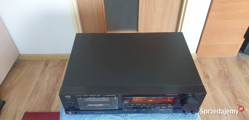 Magnetofon JVC TDV711