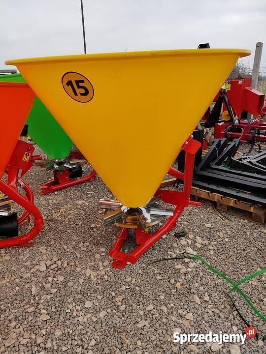 Rozsiewacz do nawozu Lejek róże pojemności Buków