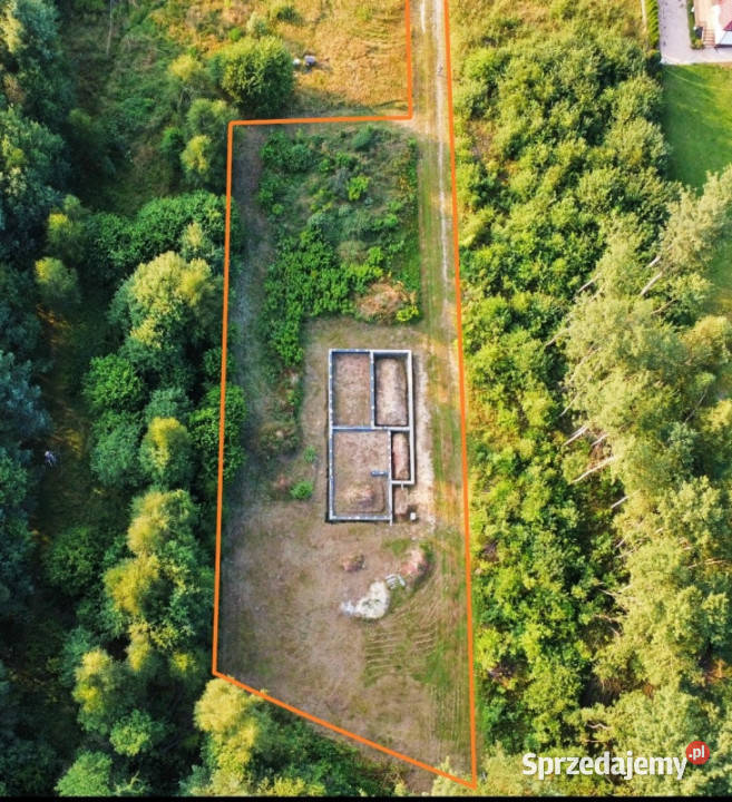Piękna działka 1249m2 z rozpoczętą budową domu