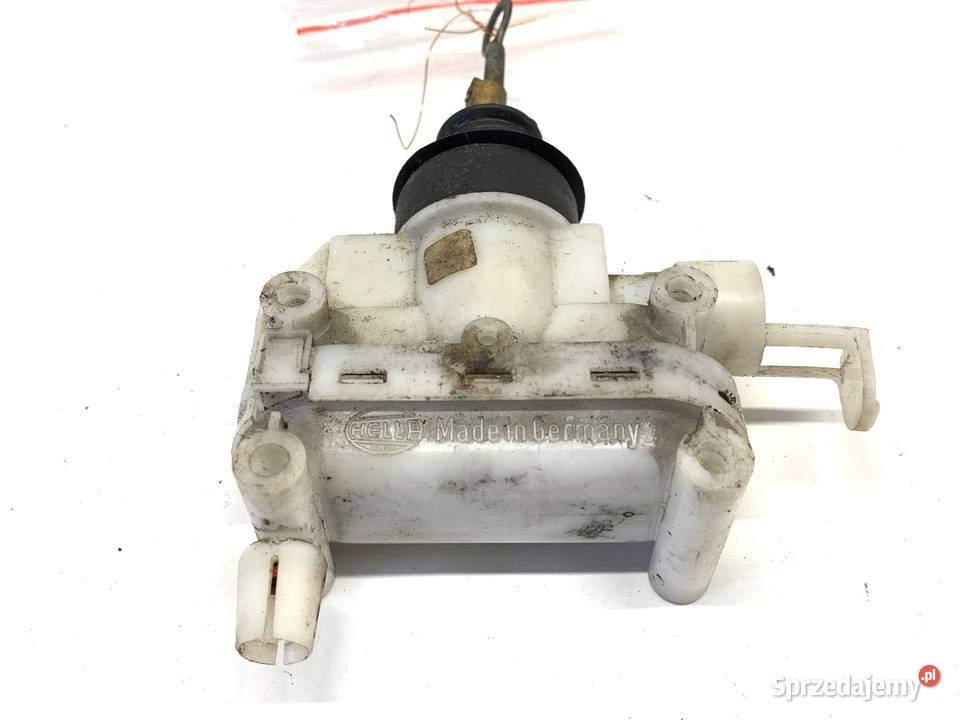 POMPKA CENTRALNEGO ZAMKA MERCEDES W201 podkarpackie