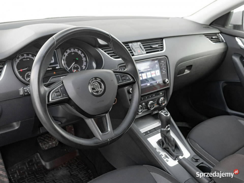 koda Octavia WZ7293V20 TDI Ambition DSG 2 stref isofix Pępowo