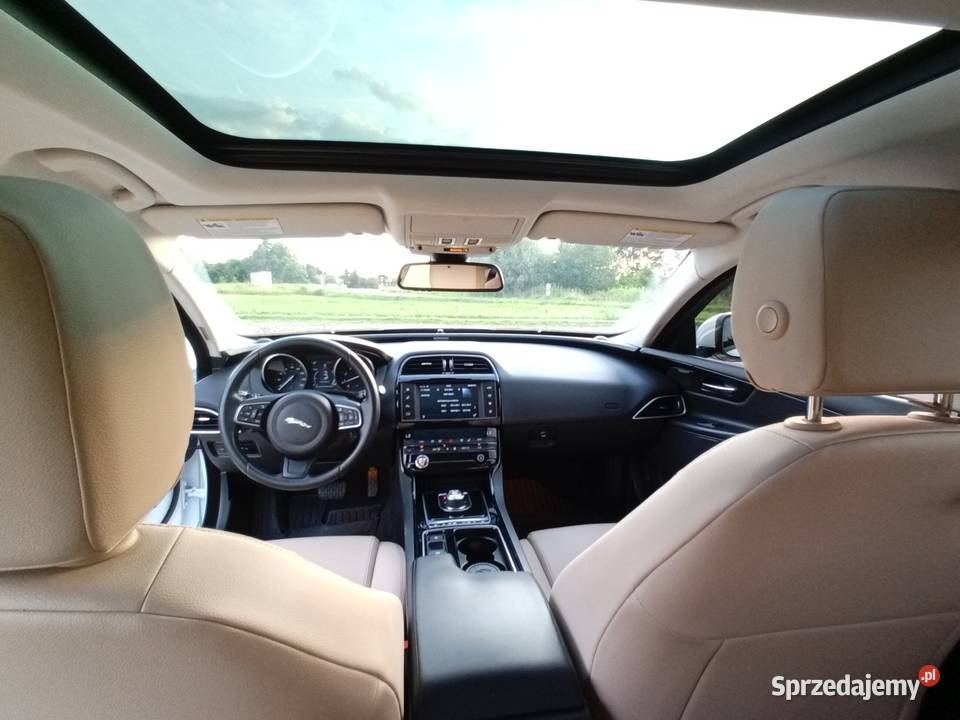 Jaguar Xe Premium 20 250 AWD XE Zamienie