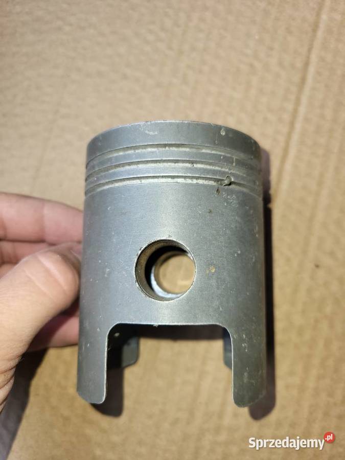 Czesci mz etz 250 251 150 pokrywa silnika Sokolniki