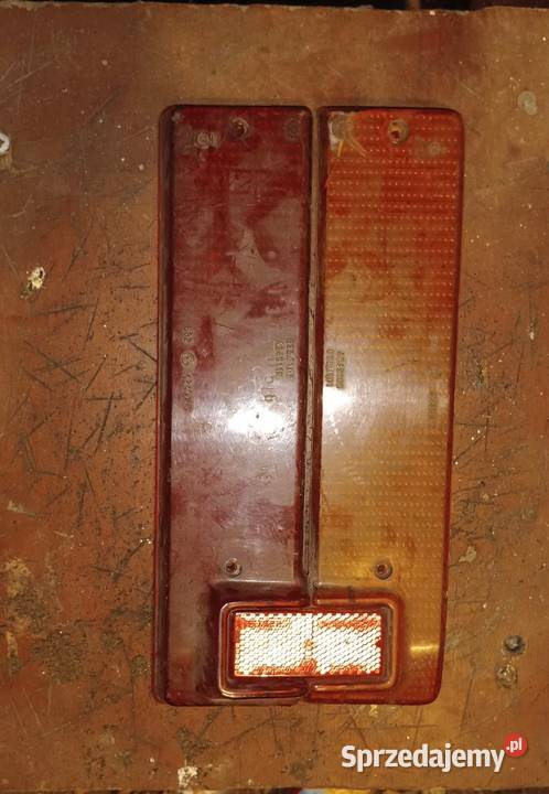 Lampa tylna prawa Fiat 125P Lampy tylne Grodzisk Mazowiecki sprzedam