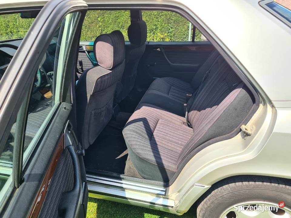 Mercedes W124 1986 300E baza do renowacji Opoczno