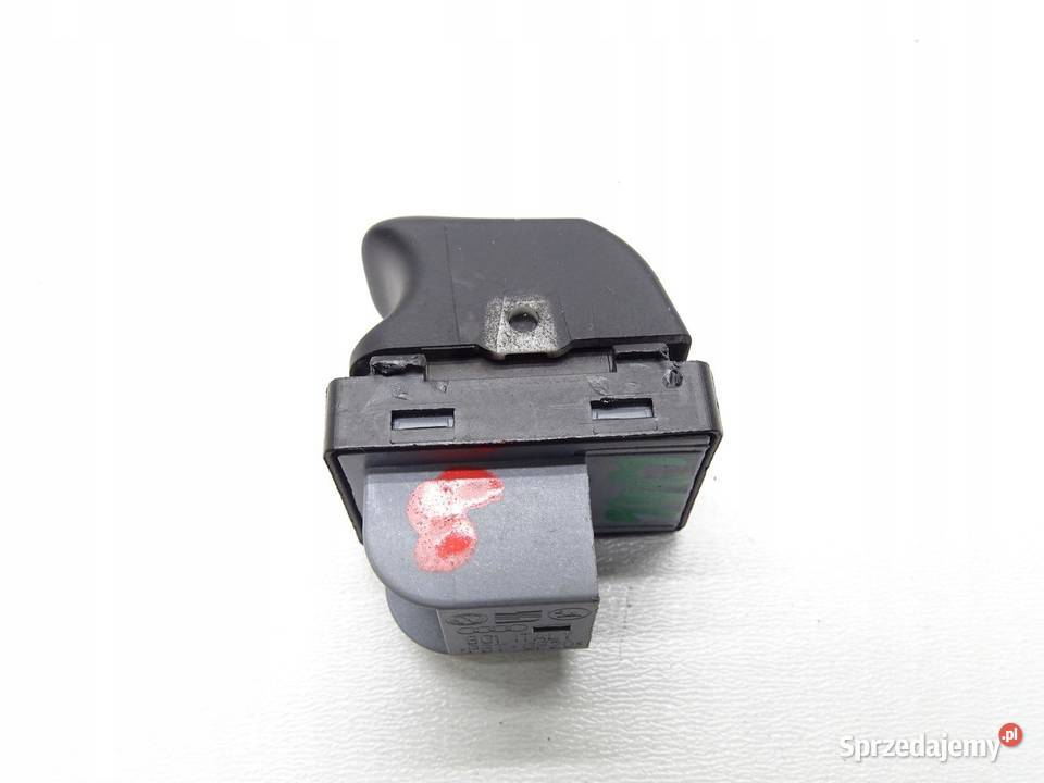 PRZEŁĄCZNIK WŁĄCZNIK OTWIERANIA SZYBY AUDI Q3 A1 małopolskie