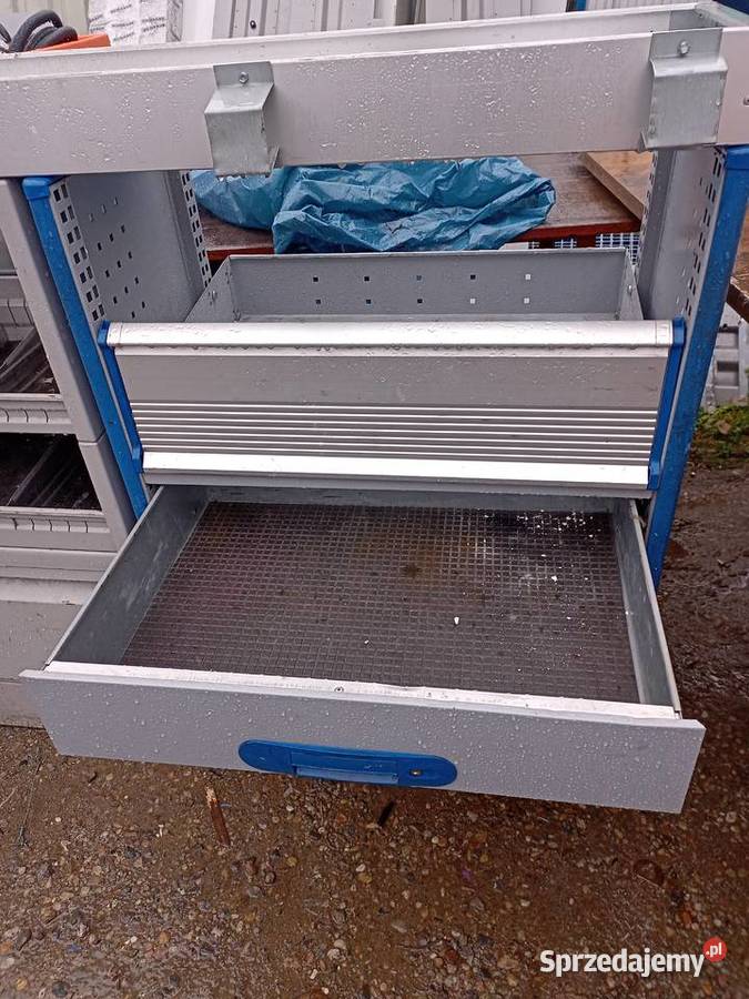 szafki narzędziowe zabudowa na busa Bott Brzesko