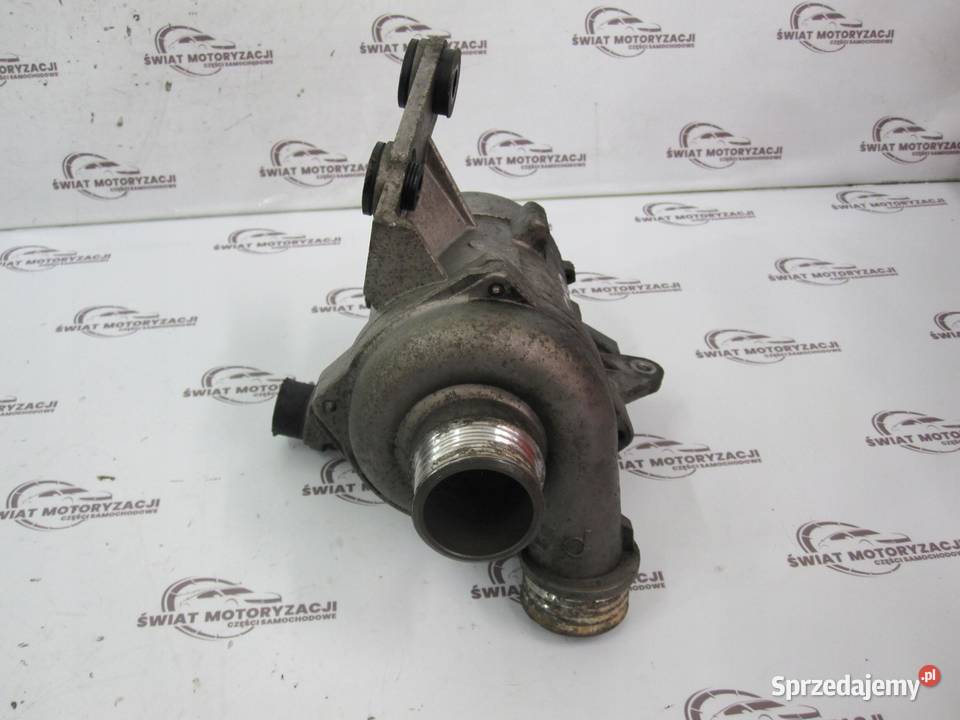 BMW 1 20 B 09r pompa wody 70285301 304453310 świętokrzyskie sprzedam