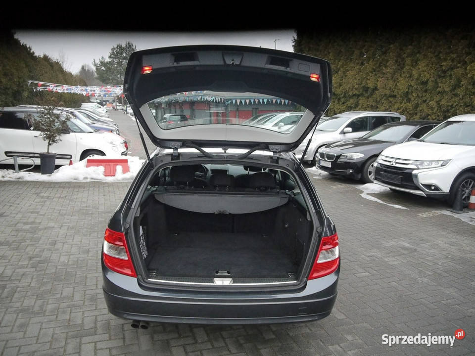 Mercedes C 180 18 Stan b bez rdzy i korozji nawigacja Częstochowa sprzedam