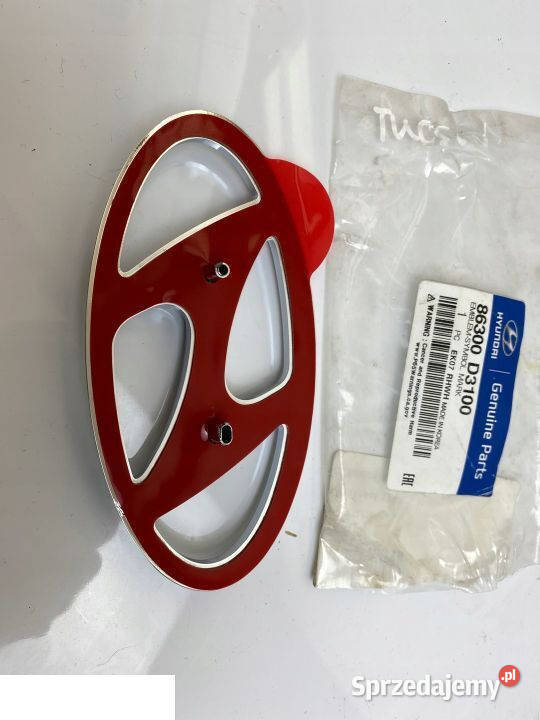HYUNDAI TUCSON LOGO EMBLEMAT ZNACZEK