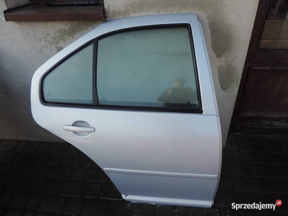 DRZWI PRAWY TYŁ VW BORA SEDAN Nowy Sącz
