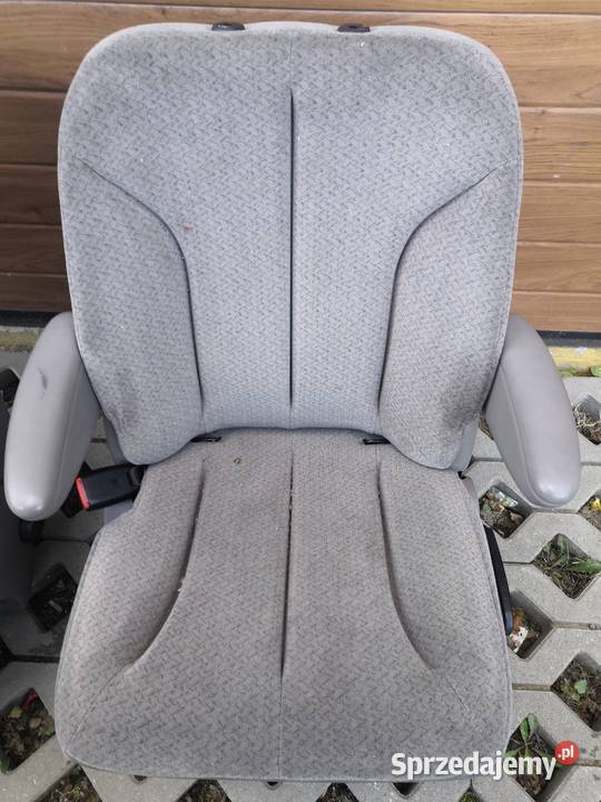 Pojedyńczy fotel Voyager 4 drugi rzad Fotele i kanapy Szczecin
