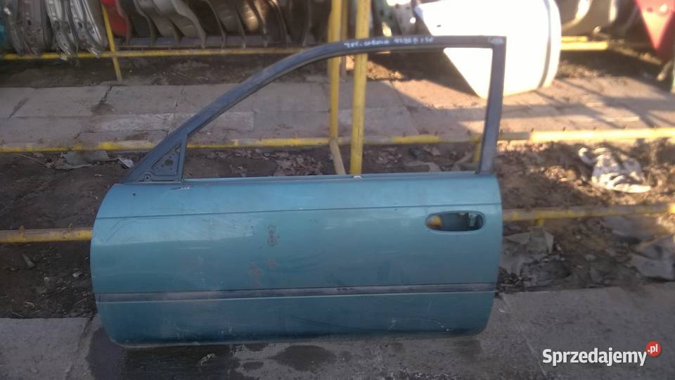 toyota corolla 3d 1992 1994 1995 1996 drzwi lewe Byków