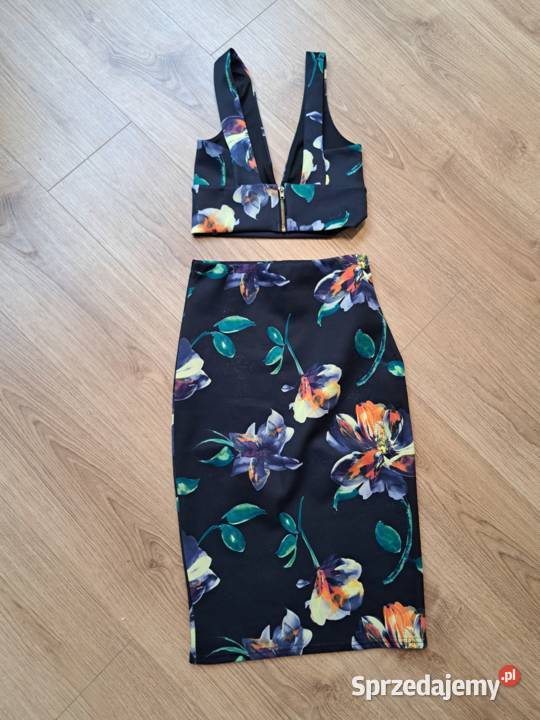 Dwuczęściowy komplet Missguided kwiatowy hit Trąbki Wielkie