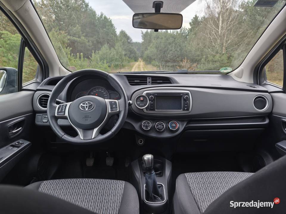 Toyota Yaris 10 Benzyna Kamera Cofania Klima 5 VAT marża Kłobuck sprzedam