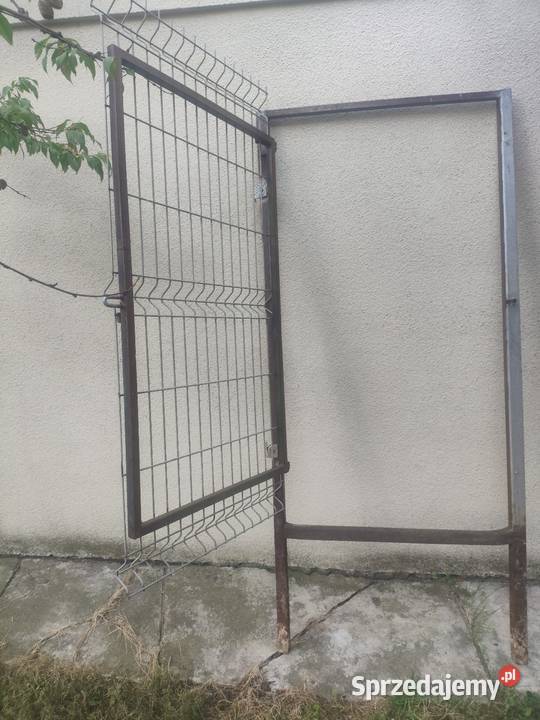 Furtka uliczka bramka metal Ostrów Wielkopolski