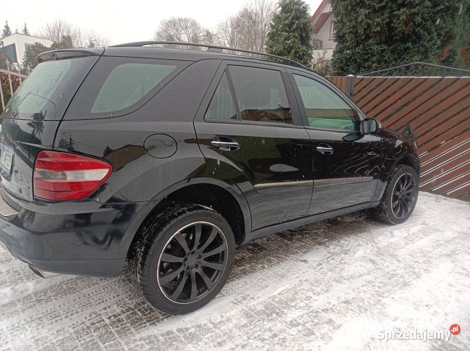 Suuper ML 320 CDI automat 4x4 niziutki przebieg elektrycznie ustawiane fotele