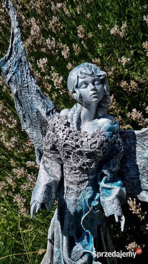 Anioł w szarości i turkusach Rękodzieło