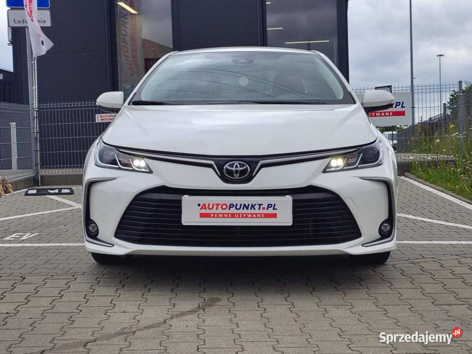 Toyota Corolla 2022r Salon Kamera cofania FV23 1 Poznań