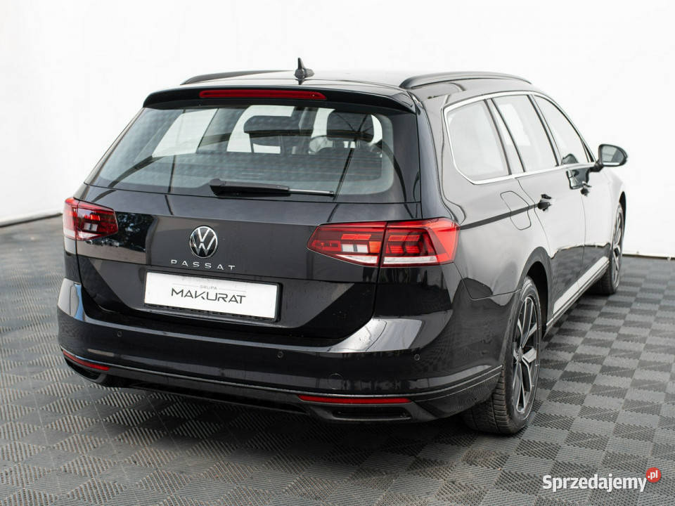 Volkswagen Passat WJ1022M15 TSI EVO Business DSG Pępowo