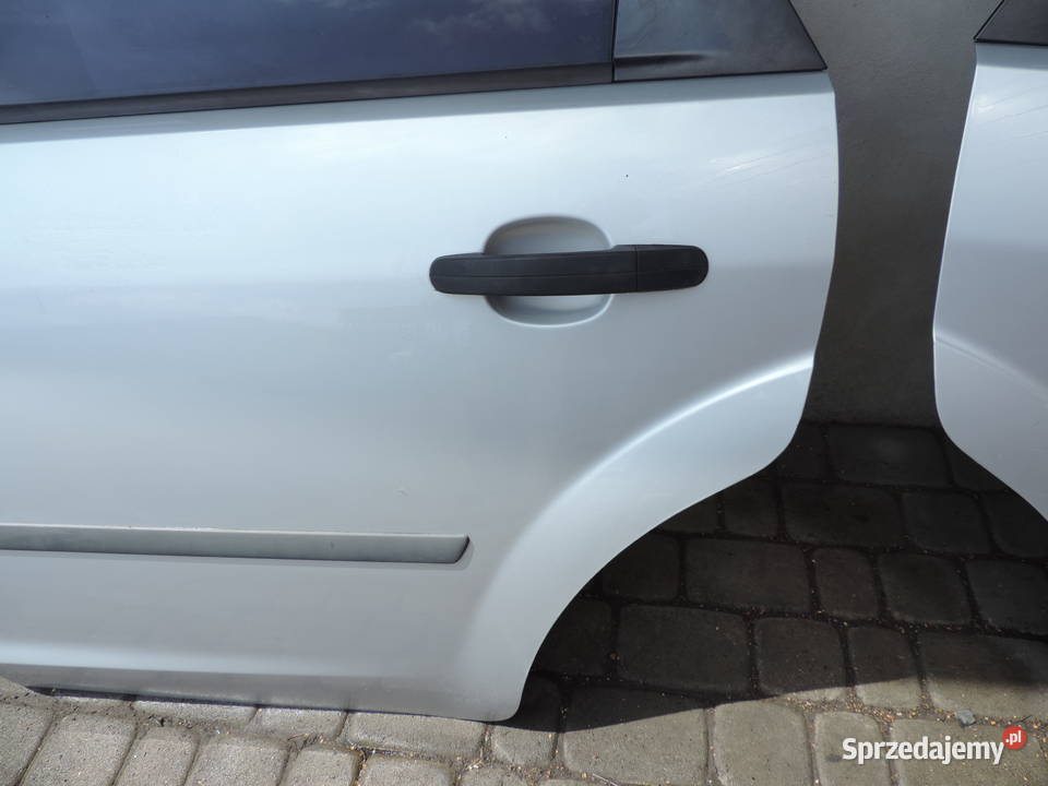 FORD FOCUS MK2 HB 5D DRZWI LEWY TYŁ KOLOR O3 Nowy Sącz sprzedam