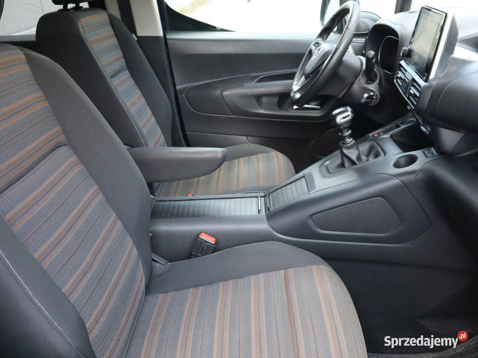 Opel Combo 15 CDTI niebieski Piaseczno sprzedam