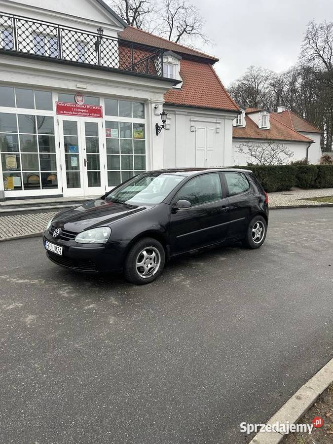 Sprzedam golfa 5 14 benzyna Polski salon 1390cm3 Kutno sprzedam