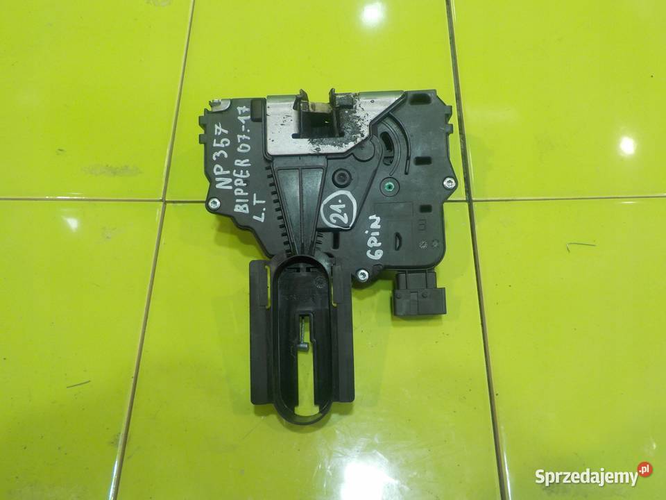PEUGEOT BIPPER 12r zamek drzwi lewy tyl mazowieckie Suków