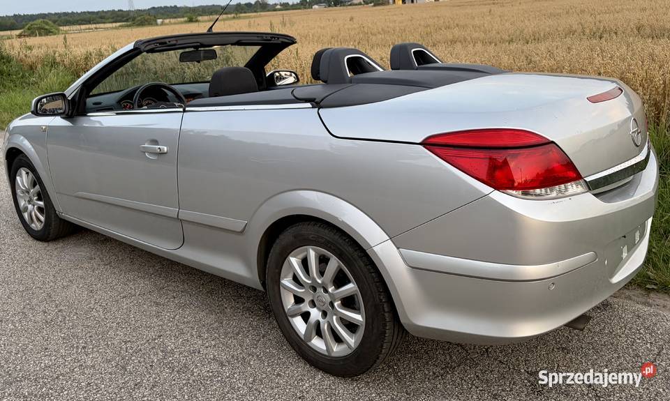 Opel Astra CC CoupCabrio 103 przebieg serwisowany w ASO Warszawa