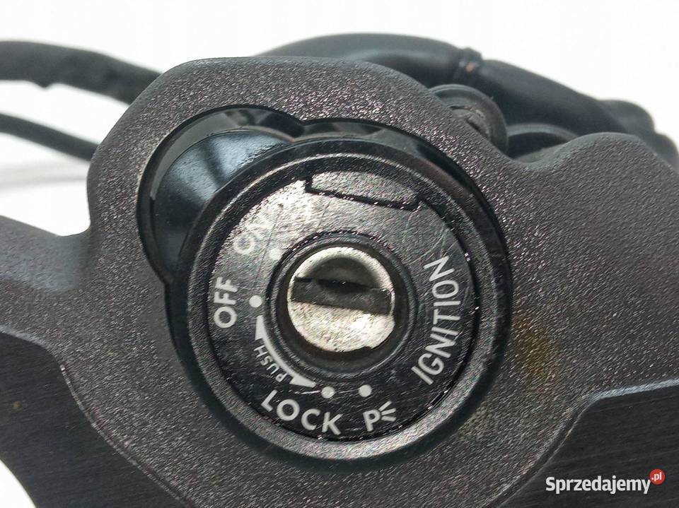 UCHWYTY PÓŁKA GÓRNA Suzuki GSXR600 K8 K9 L0