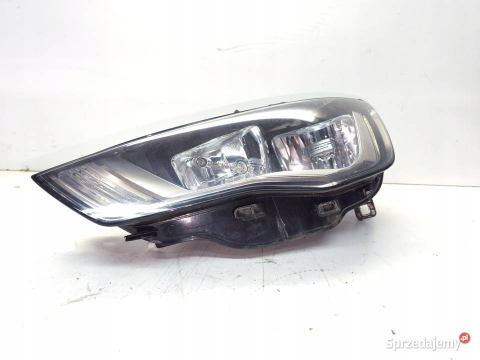 REFLEKTOR LAMPA PRZEDNIA LEWY PRZÓD AUDI A3 8V śląskie Przystajń