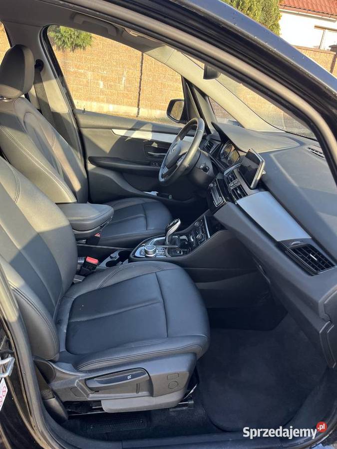 BMW 216d Gran Tourer Lift 2022r Niski przebieg Rok produkcji 2022 Chojnice