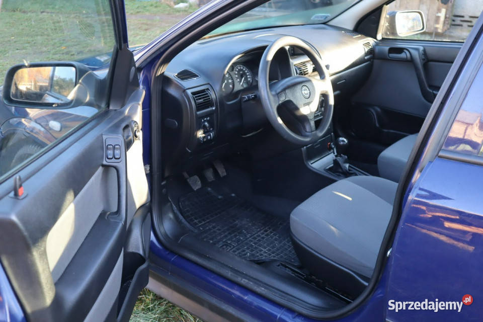 Opel Astra 2006r 14 Benzyna 89000 5 Drzwi sprzedam