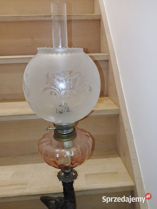 lampa naftowa figuralna
