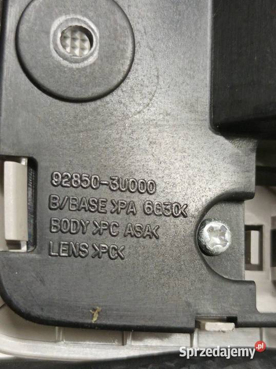 LAMPKA PODSUFITKI 928503U000 928003U000 Kia sprzedam