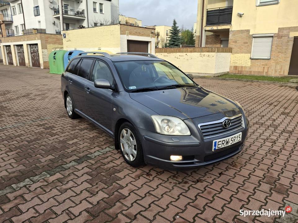 Toyota avensis 18 benzyna z gazem 2003 łódzkie Łódź