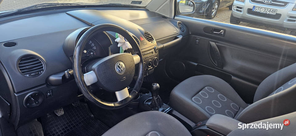VW Beetle Miami lift 2005r 16 MPI 102 przebieg Rok produkcji 2005 Elbląg